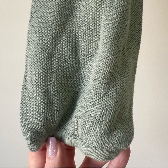 Forever 21 Sage Green Cropped Drawstring Top - Picture 5 of 8